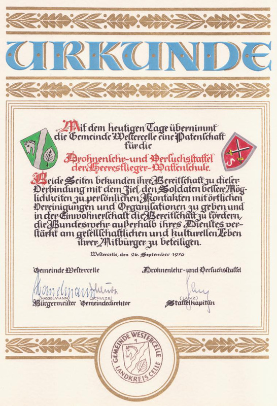 Patenschaftsurkunde zwischen Westercelle und der Drohnen Lehr- und Versuchsstaffel